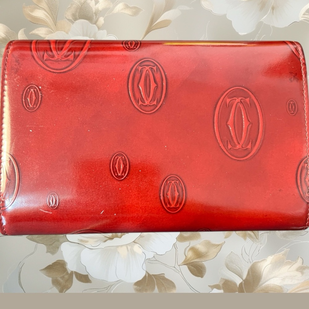 Cartier Happy Birthday patent Wine Bifold Wallet (A222) - Picture 3 of 15